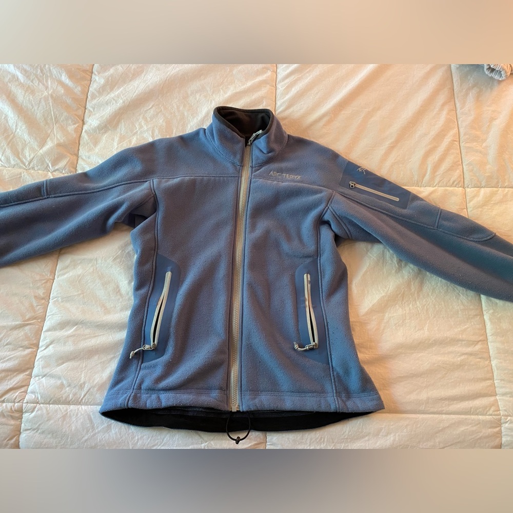 Periwinkle Arc'teryx Fleece Jacket